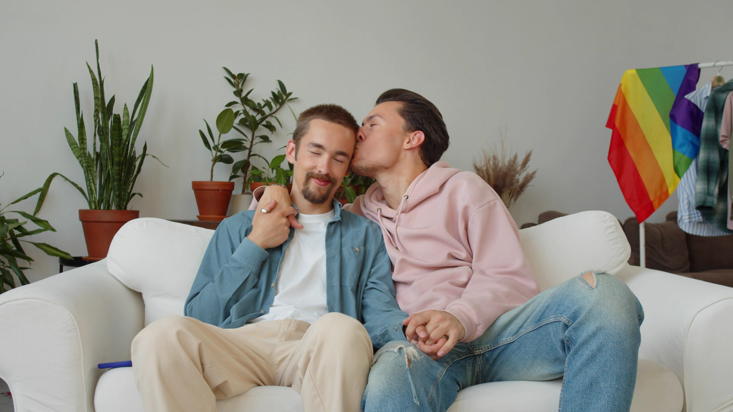 Safe & Supportive Gay Herpes Dating in Arizona